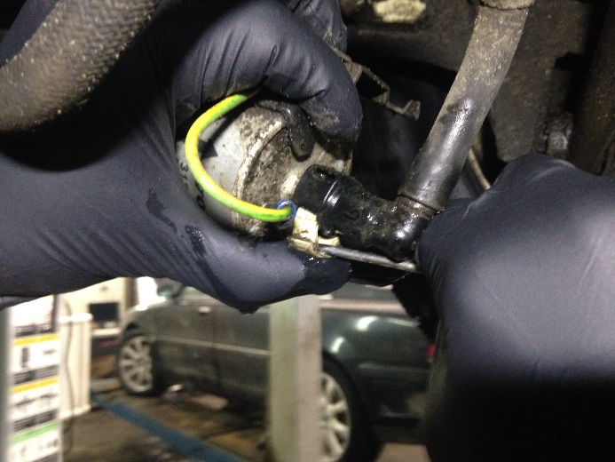 замена топливного фильтра Вольво v50